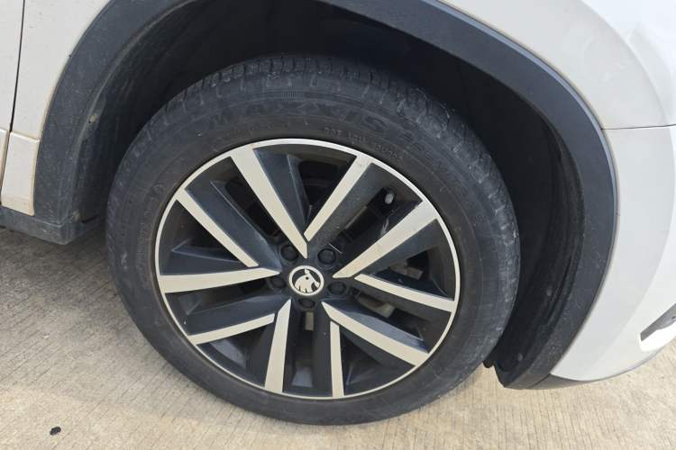 Used Skoda Kamiq 2020 GT TSI 230 DSG Comfort Edition China VI standard Right Front Wheel Hub