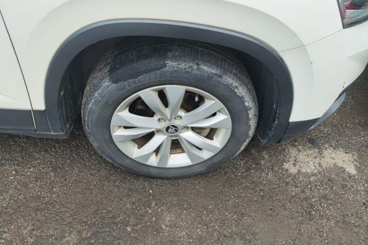 Used Skoda Kamiq 2020 1.5L Automatic Standard Edition Right Front Wheel Hub