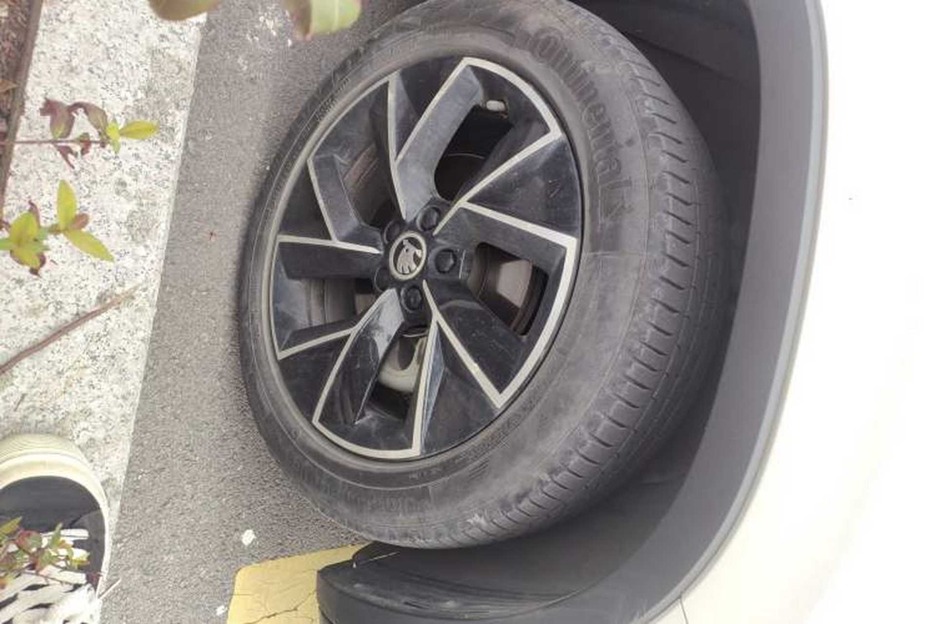 Used Skoda Kamiq 2020 GT 1.5L Automatic Flagship Model China VI Standard Right Front Wheel Hub