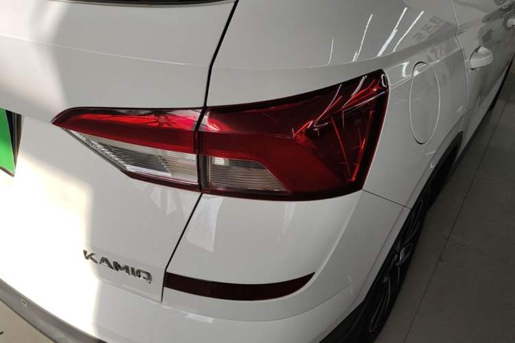 Used Skoda Kamiq 2020 1.5L Automatic Comfort Edition Right Rear Taillight