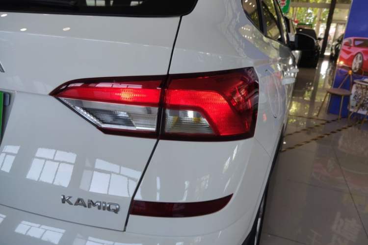 Used Skoda Kamiq 2020 1.5L Automatic Comfort Edition Right Rear Taillight