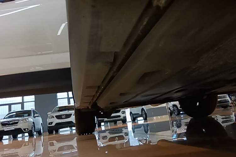Used Skoda Kamiq 2020 1.5L Automatic Comfort Edition Right Side Sill