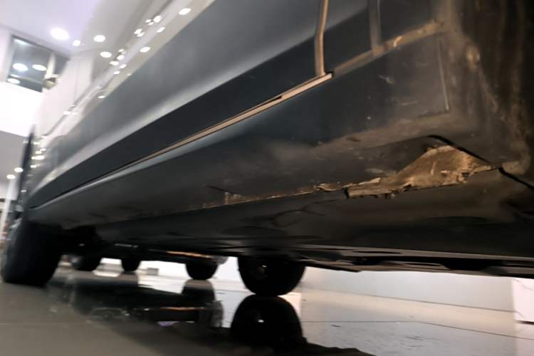 Used Skoda Kamiq 2020 1.5L Automatic Comfort Edition Right Side Sill