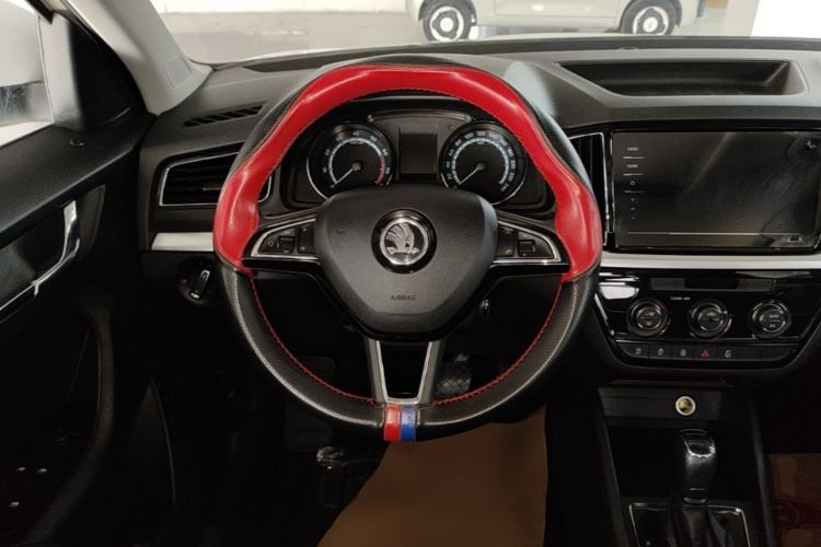 Used Skoda Kamiq 2020 1.5L Automatic Comfort Edition Steering Wheel