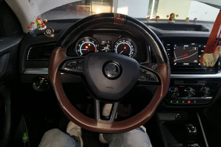 Used Skoda Kamiq 2020 1.5L Automatic Comfort Edition Steering Wheel