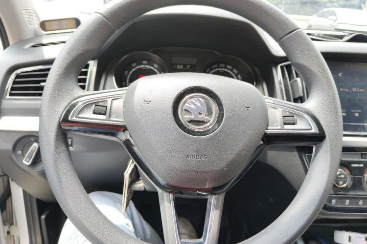 Used Skoda Kamiq 2020 1.5L Automatic Comfort Edition Steering Wheel