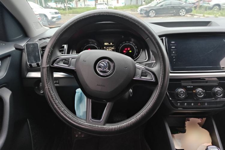 Used Skoda Kamiq 2020 1.5L Automatic Comfort Edition Steering Wheel