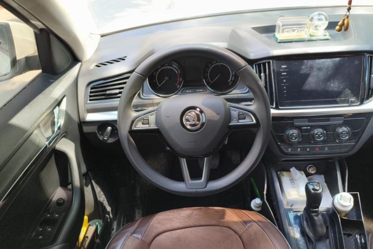 Used Skoda Kamiq 2020 1.5L Automatic Comfort Edition Steering Wheel
