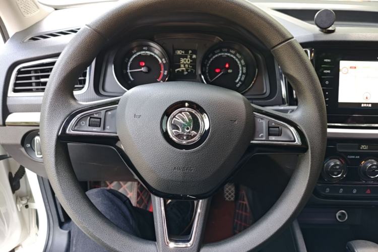 Used Skoda Kamiq 2020 Facelifted GT TSI 230 DSG Flagship Edition China VI Standard Steering Wheel