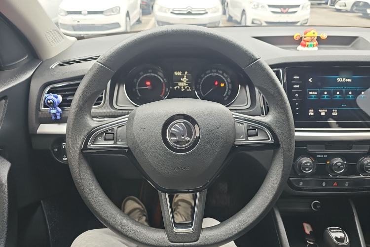 Used Skoda Kamiq 2020 1.5L Automatic Comfort Edition Steering Wheel