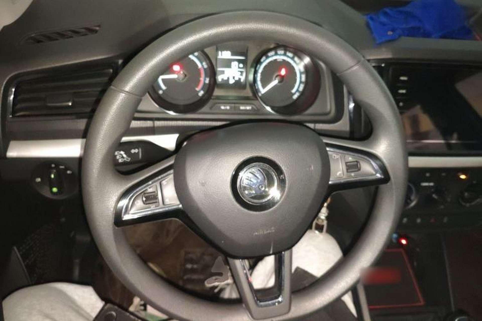 Used Skoda Kamiq 2020 1.5L Manual Standard Edition Steering Wheel