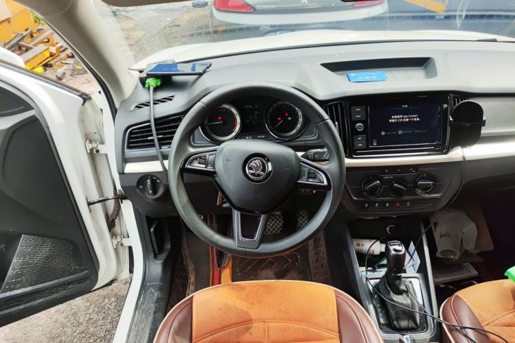 Used Skoda Kamiq 2020 1.5L Automatic Standard Edition Steering Wheel