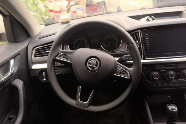 Used Skoda Kamiq 2020 1.5L Automatic Comfort Edition Steering Wheel