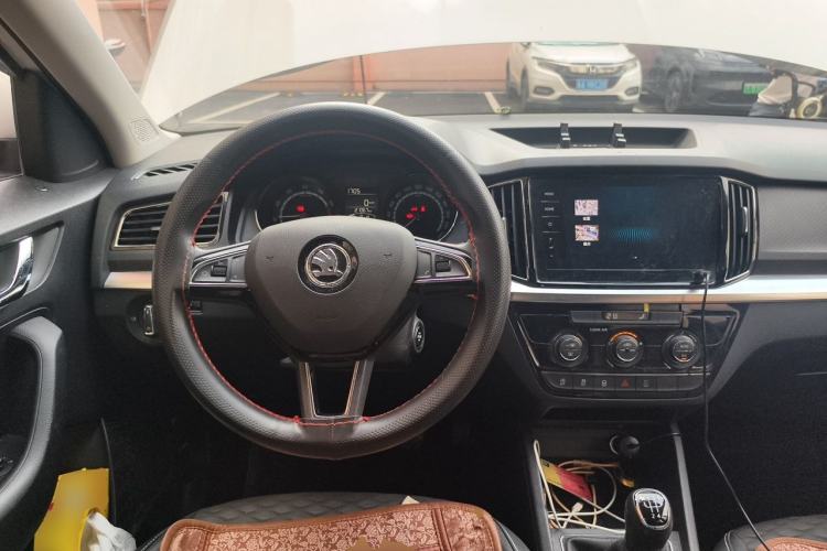 Used Skoda Kamiq 2020 1.5L Manual Comfort Edition Steering Wheel