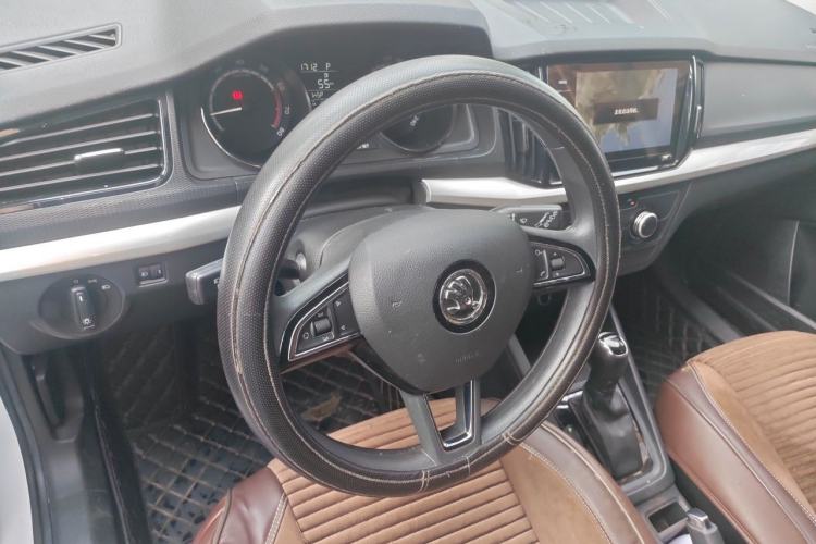 Used Skoda Kamiq 2020 1.5L Automatic Standard Edition Steering Wheel