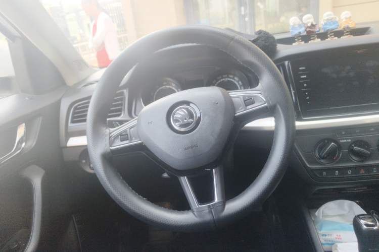 Used Skoda Kamiq 2020 1.5L Automatic Standard Edition Steering Wheel