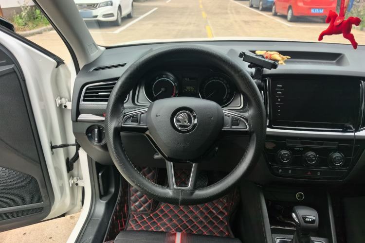 Used Skoda Kamiq 2020 GT 1.5L Automatic Flagship Model China VI Standard Steering Wheel