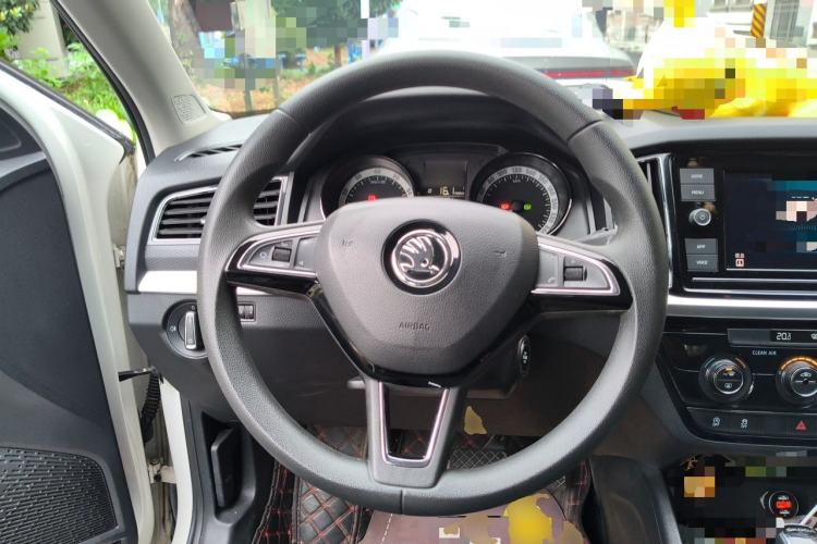 Used Skoda Kamiq 2020 1.5L Automatic Comfort Edition Steering Wheel
