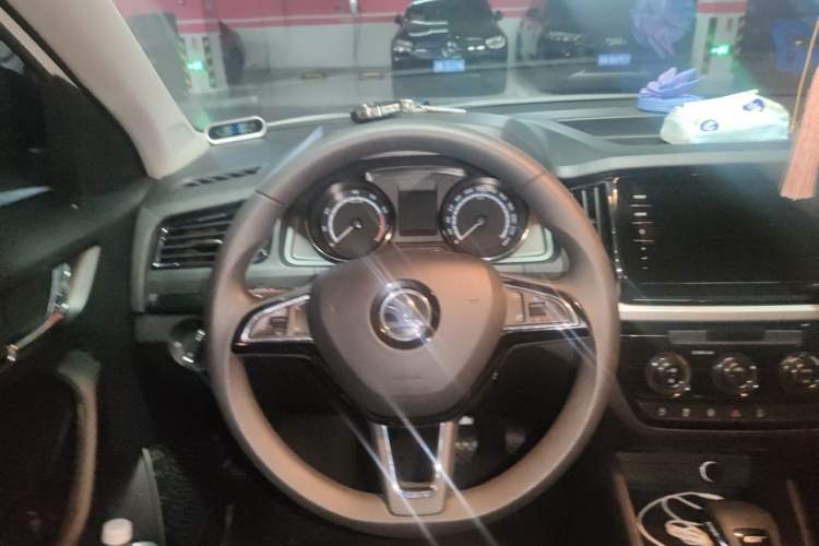 Used Skoda Kamiq 2020 Facelifted GT TSI 230 DSG Flagship Edition China VI Standard Steering Wheel