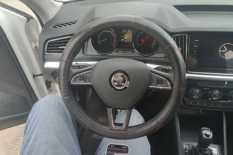 Used Skoda Kamiq 2020 1.5L Automatic Comfort Edition Steering Wheel