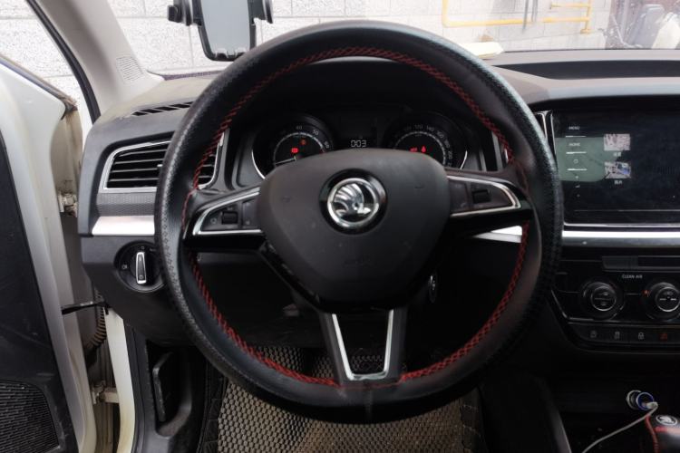 Used Skoda Kamiq 2020 1.5L Automatic Comfort Edition Steering Wheel