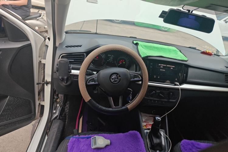 Used Skoda Kamiq 2020 1.5L Automatic Standard Edition Steering Wheel