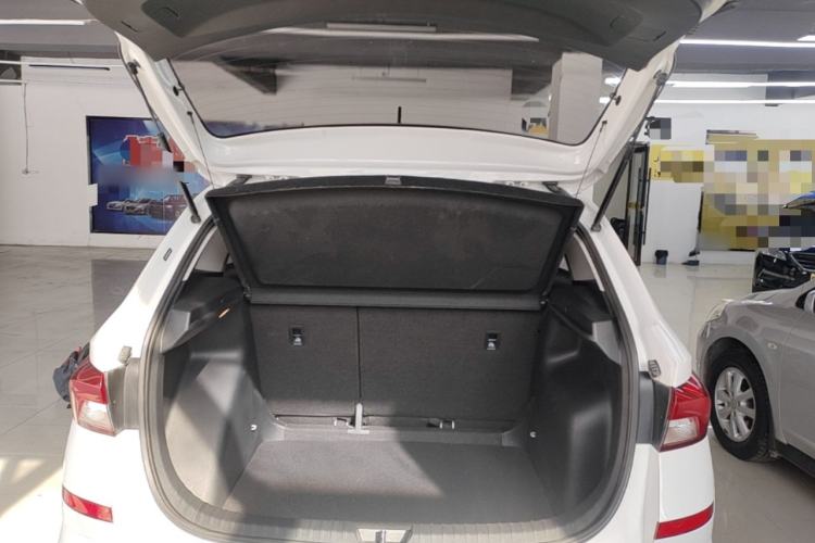 Used Skoda Kamiq 2020 1.5L Automatic Comfort Edition Trunk