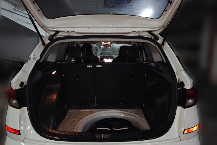 Used Skoda Kamiq 2020 1.5L Automatic Comfort Edition Trunk
