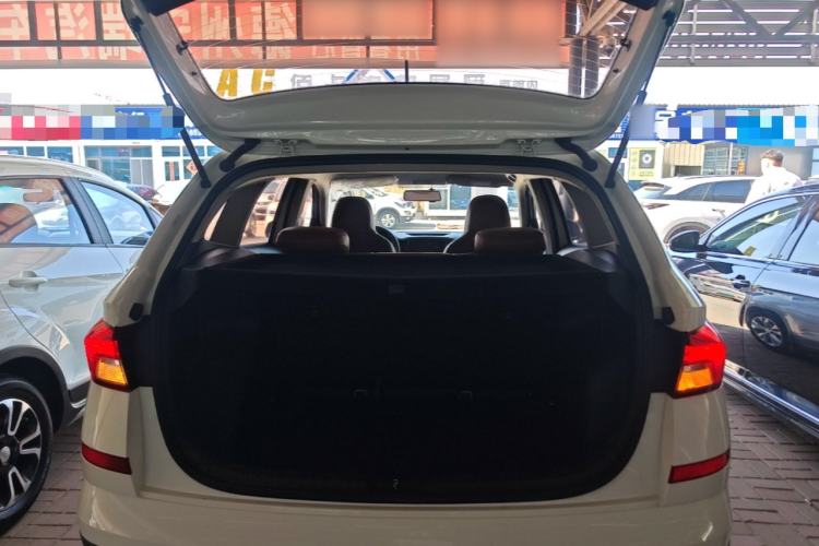 Used Skoda Kamiq 2020 1.5L Automatic Standard Edition Trunk