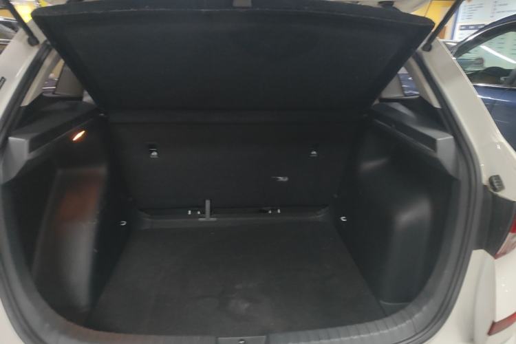 Used Skoda Kamiq 2020 1.5L Automatic Standard Edition Trunk