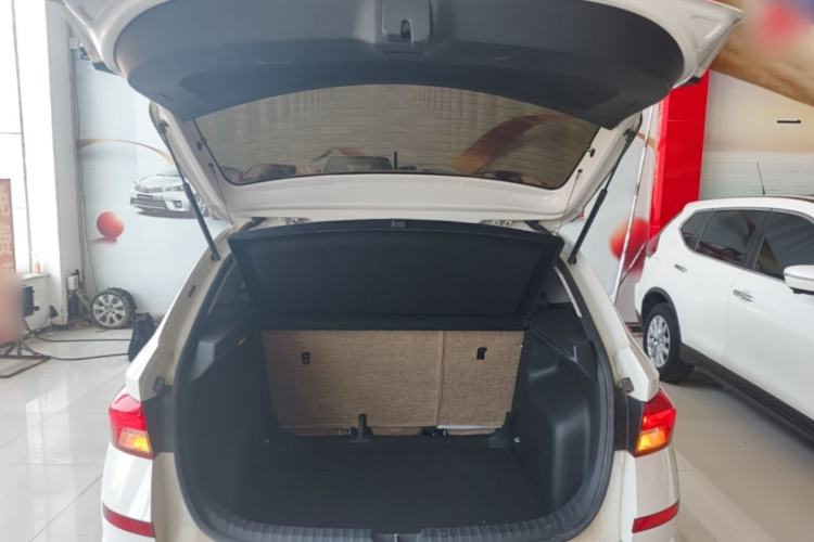 Used Skoda Kamiq 2020 1.5L Manual Standard Edition Trunk