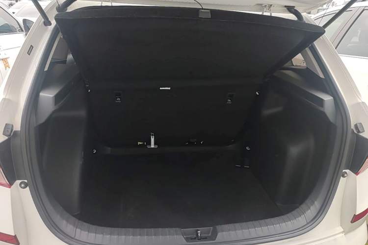 Used Skoda Kamiq 2020 1.5L Automatic Standard Edition Trunk