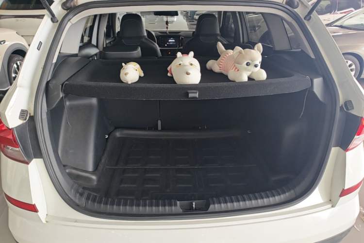Used Skoda Kamiq 2020 1.5L Automatic Comfort Edition Trunk