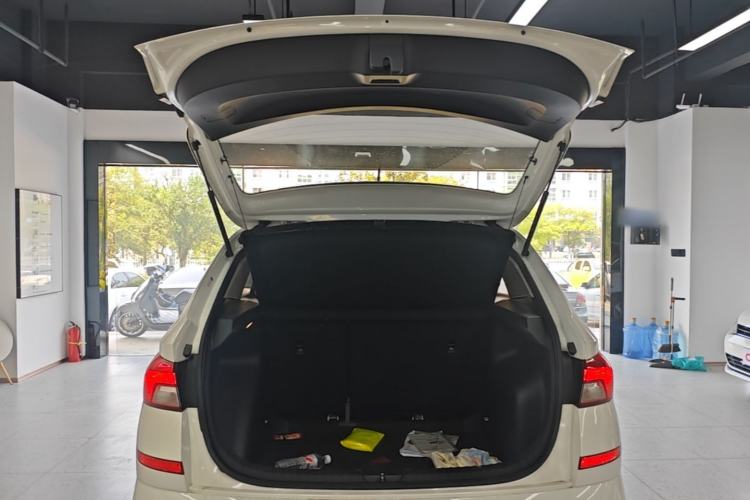 Used Skoda Kamiq 2020 1.5L Automatic Comfort Edition Trunk