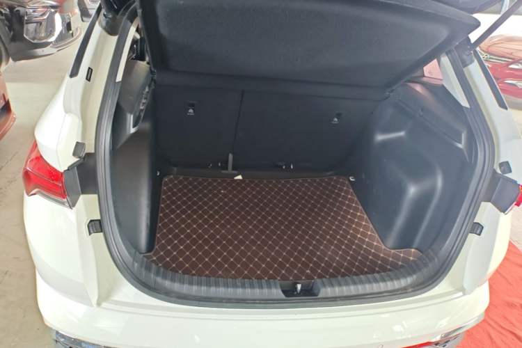 Used Skoda Kamiq 2020 Facelifted GT TSI 230 DSG Flagship Edition China VI Standard Trunk