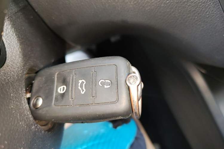 Used Skoda Kamiq 2020 1.5L Automatic Standard Edition Vehicle Key