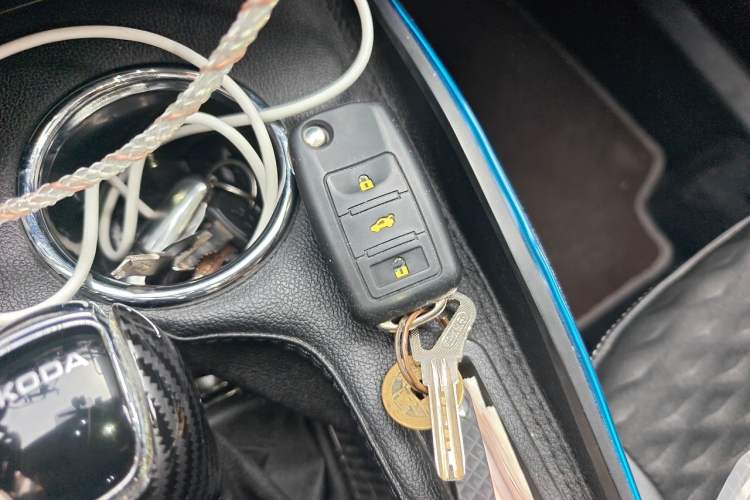 Used Skoda Kamiq 2020 1.5L Automatic Comfort Edition Vehicle Key