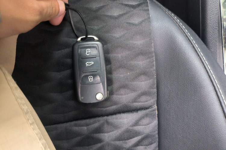 Used Skoda Kamiq 2020 1.5L Automatic Standard Edition Vehicle Key