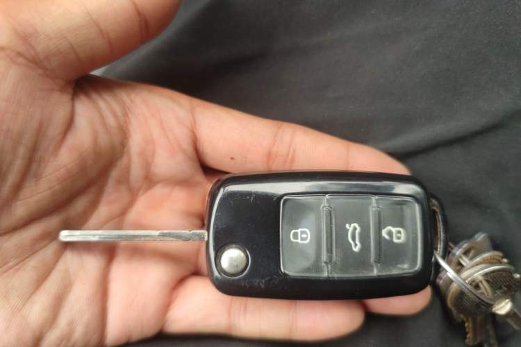 Used Skoda Kamiq 2020 1.5L Automatic Standard Edition Vehicle Key