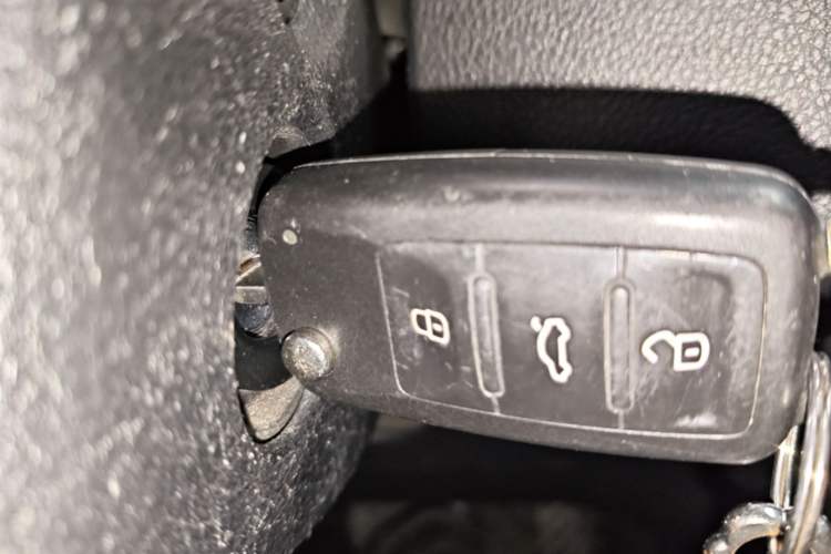 Used Skoda Kamiq 2020 1.5L Automatic Standard Edition Vehicle Key
