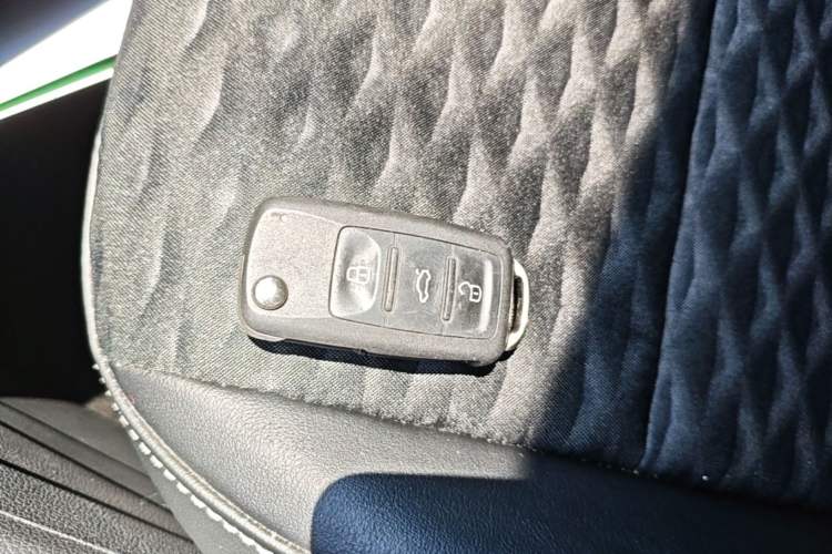 Used Skoda Kamiq 2020 1.5L Automatic Comfort Edition Vehicle Key