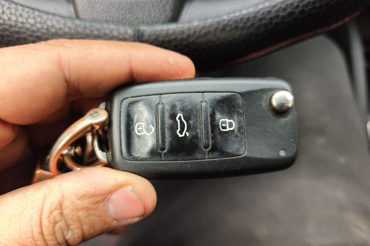 Used Skoda Kamiq 2020 Facelifted GT TSI 230 DSG Comfort Edition China VI Standard Vehicle Key