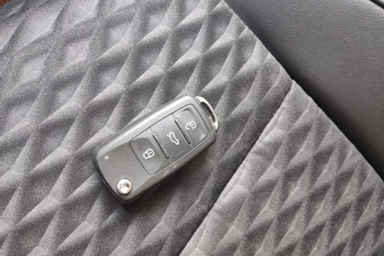 Used Skoda Kamiq 2020 1.5L Automatic Comfort Edition Vehicle Key