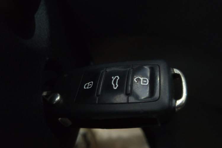 Used Skoda Kamiq 2020 1.5L Automatic Comfort Edition Vehicle Key