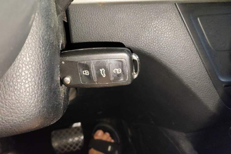 Used Skoda Kamiq 2020 1.5L Automatic Standard Edition Vehicle Key