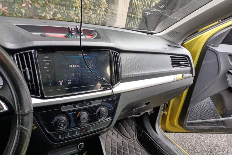 Used Skoda Kamiq 2020 GT 1.5L Automatic Flagship Model China VI Standard Audio And AC Panel