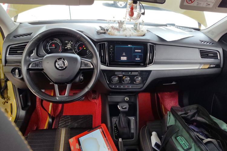 Used Skoda Kamiq 2020 GT TSI 230 DSG Flagship Edition China VI standard Center Console