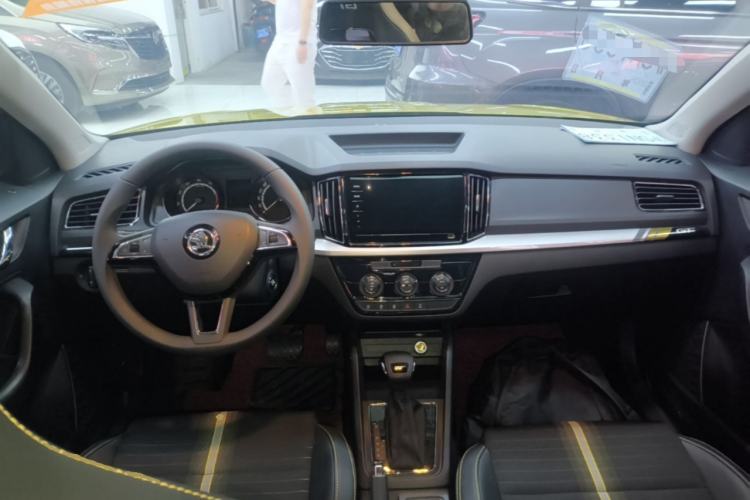Used Skoda Kamiq 2020 GT 1.5L Automatic Flagship Model China VI Standard Center Console