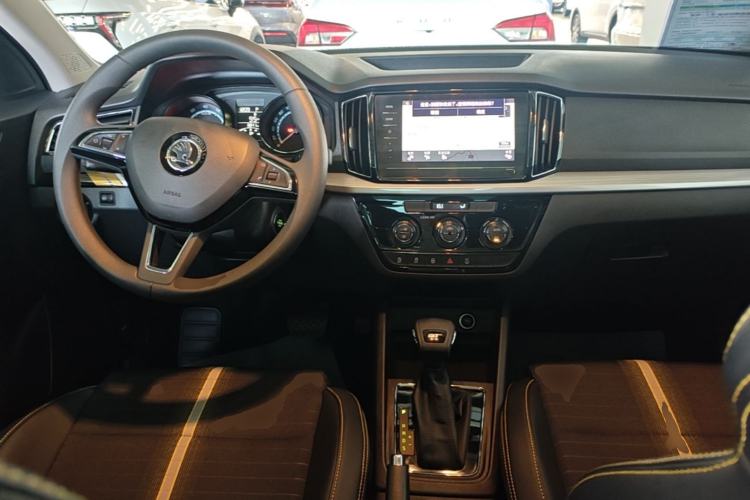 Used Skoda Kamiq 2020 Facelifted GT 1.5L Automatic Flagship Version China VI Standard Center Console
