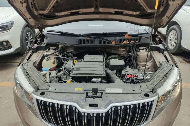 Used Skoda Kamiq 2020 1.5L Automatic Comfort Edition Engine Bay